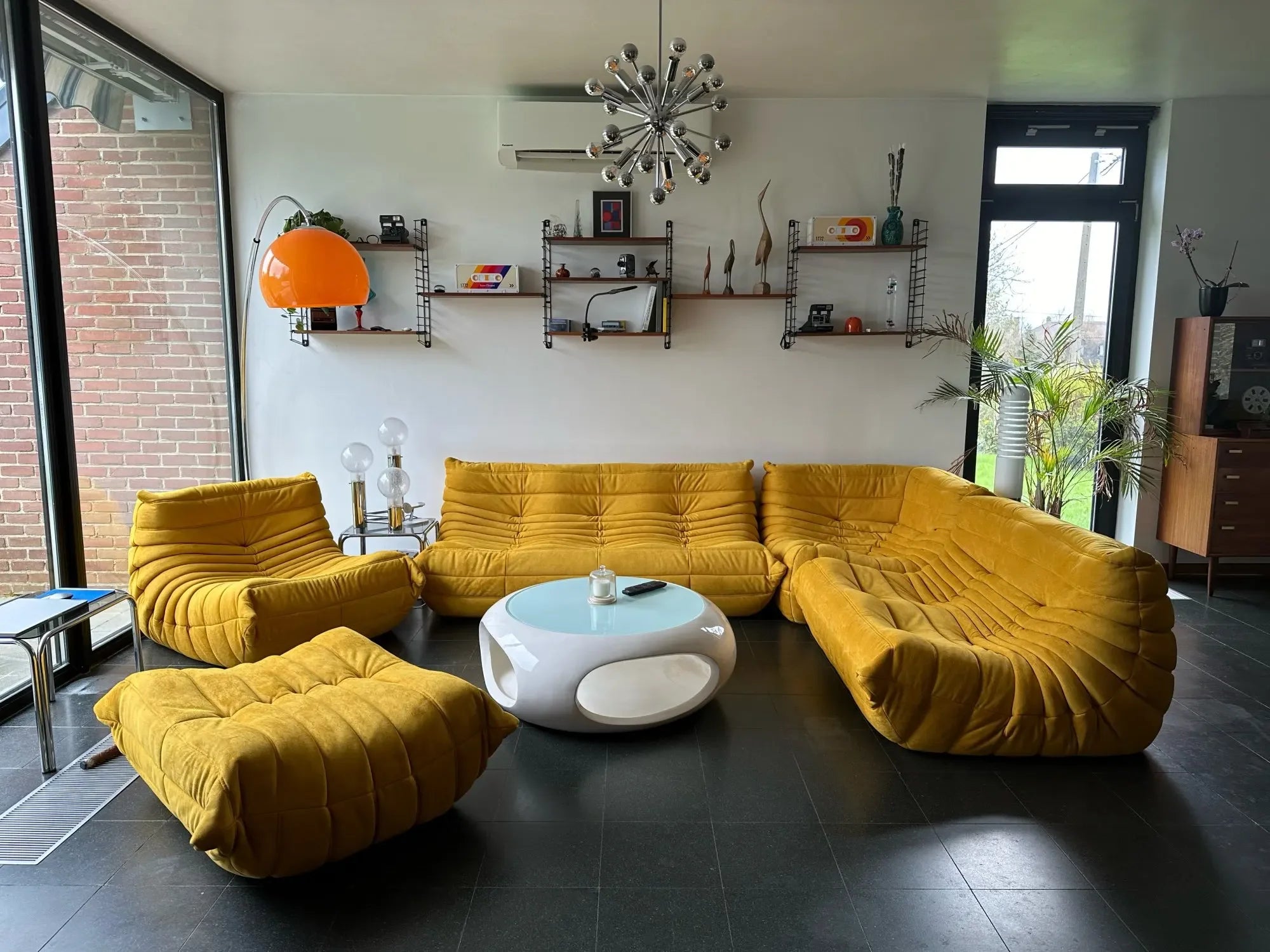 Caterpillar Togo Single Sofa Chair – Relax & Read